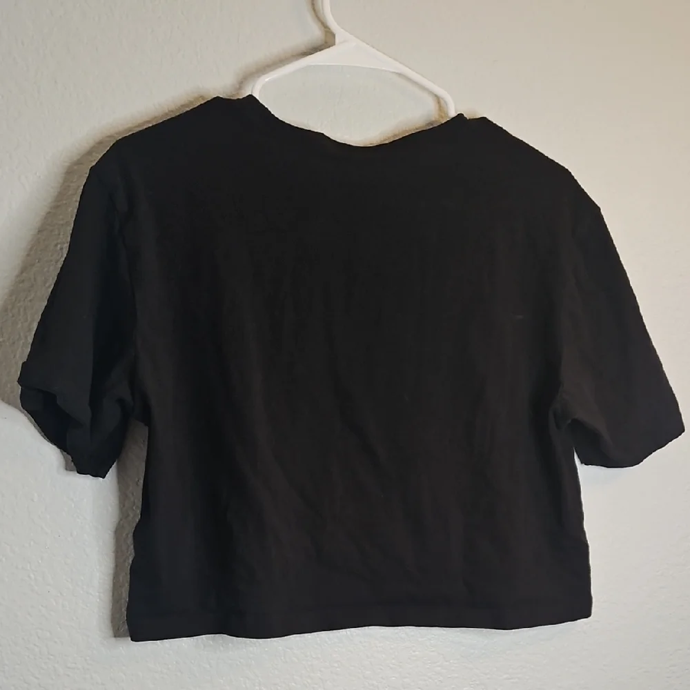 PUMA Women's Essentials Cropped Logo Tee - Picture 6 of 7